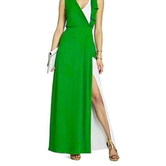 Brand New Stunning BCBG Green & White Dress - Picture 1 of 4